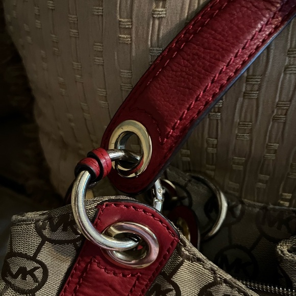 Michael Kors Ludlow Satchel - Picture 11 of 17